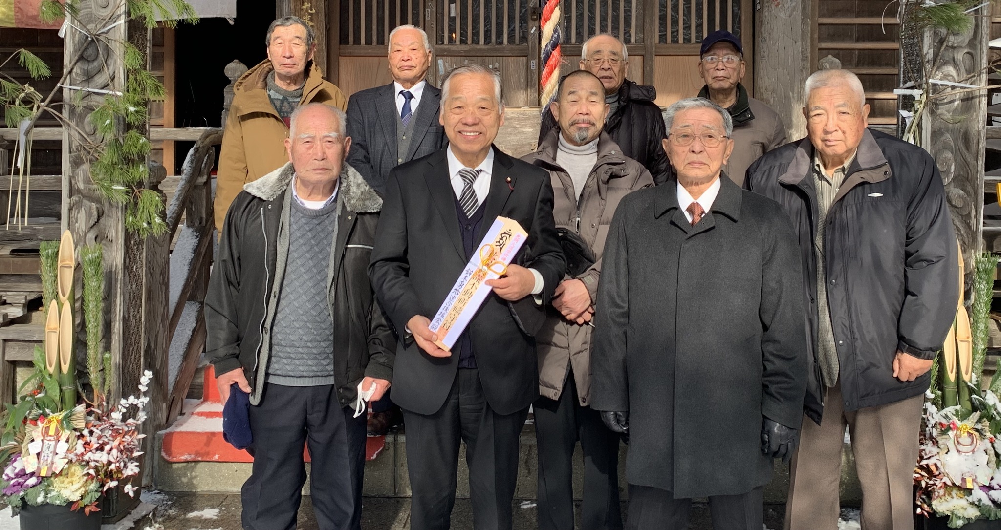 令和５年１月１０日、秋保大滝・西光寺にて、連合後援会の皆様と新年のご祈祷をいたしました。
