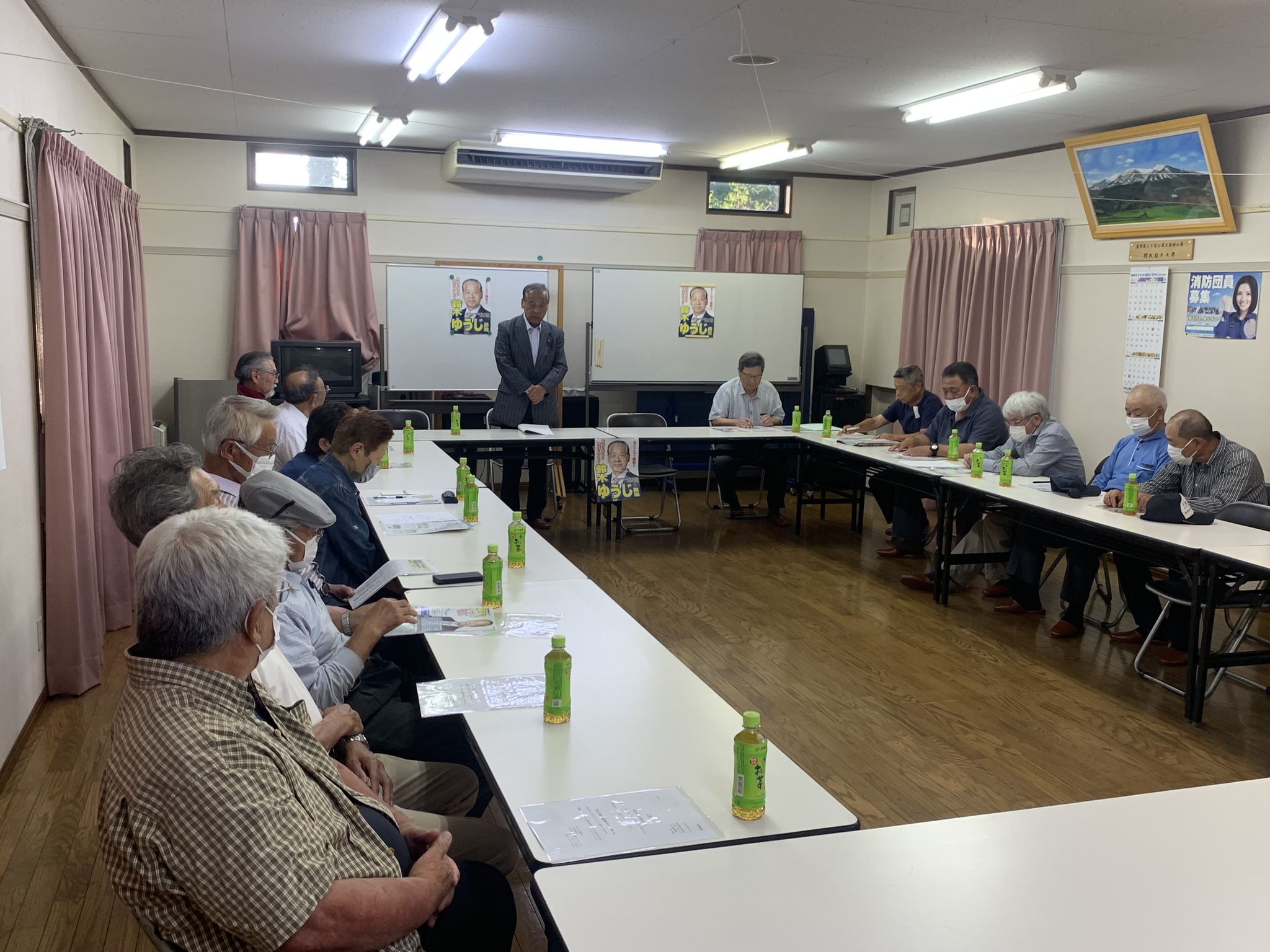 令和５年６月１９日、富田集会所にて富田後援会の市政報告会を開催しました。